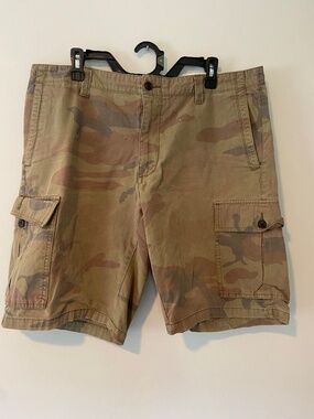 Men’s Camo Shorts